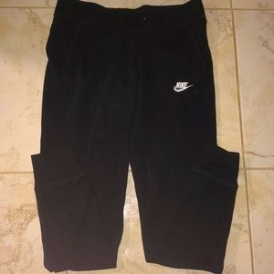 Nike women’s leggings sweatpants!